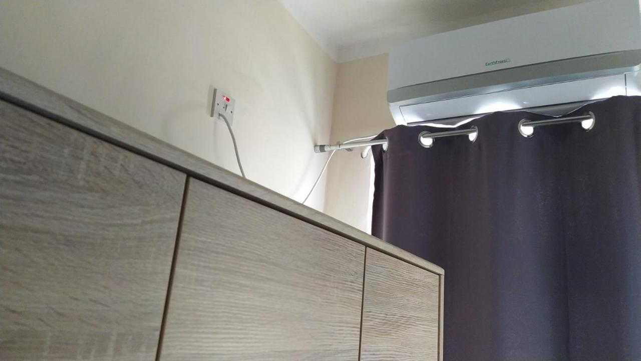 Sea View 2 Bedroom Apartment Marsaskala Eksteriør billede